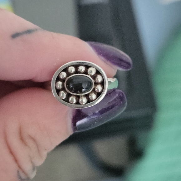 Ring set! NWT Onyx dainty ring set, size 6 onyx scalloped, Onyx simple 6.5 - Picture 13 of 16